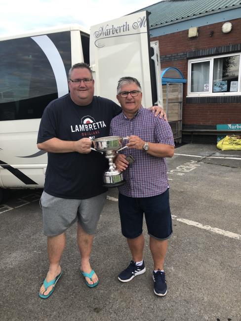 Sharing silverware with Johnny Lewis Sharing silverware with Johnny Lewis